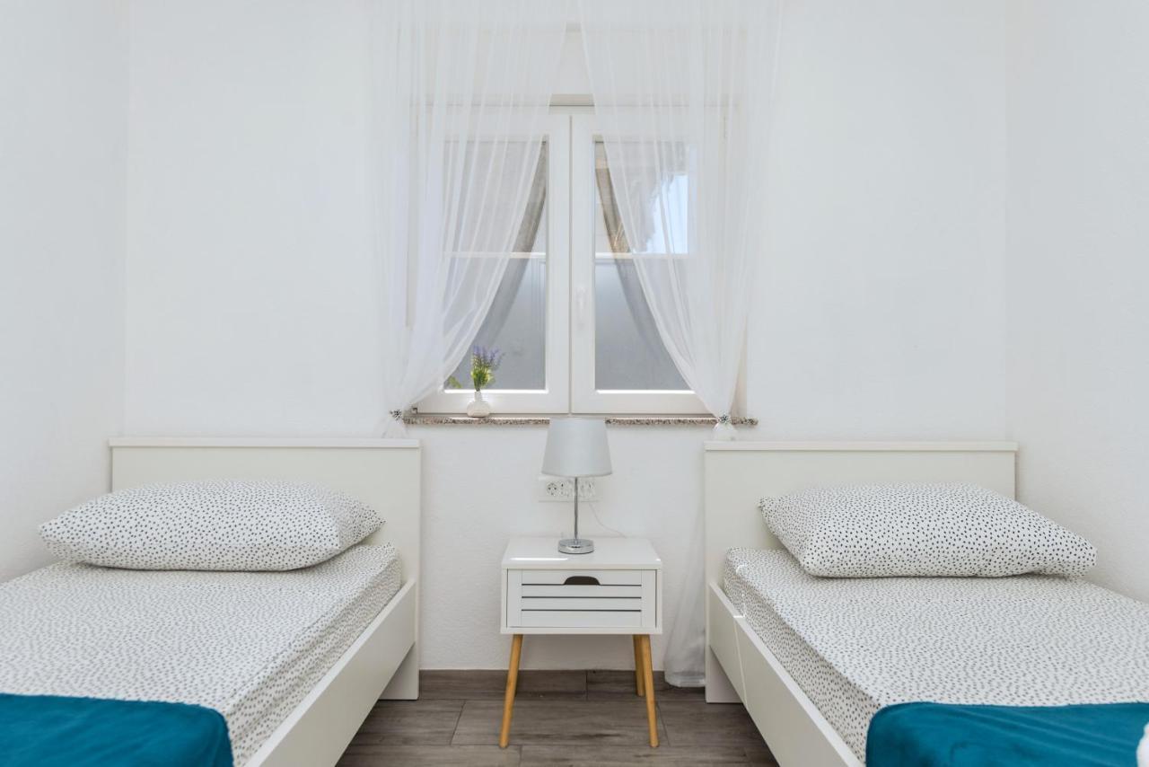 Makarska Dalija Apartment Exterior photo